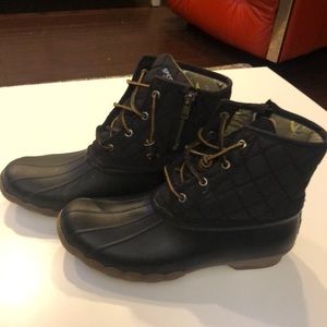 Sperry quilted waterproof boots